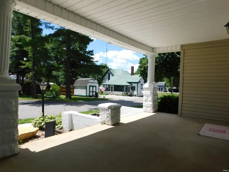 110 E Orchard St, Akron, IN 46910 - #3