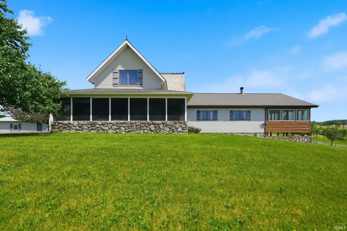 560 W 600 N, Columbia City, IN 46725 - #1