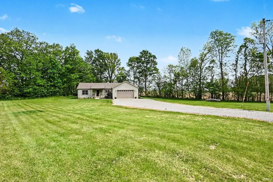 595 S Paradise Drive, Rochester, IN 46975 - #3