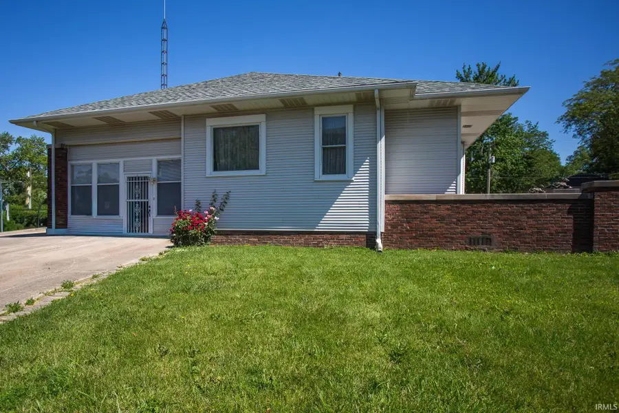 328 S Oak Street, Bluffton, IN 46714 - #3
