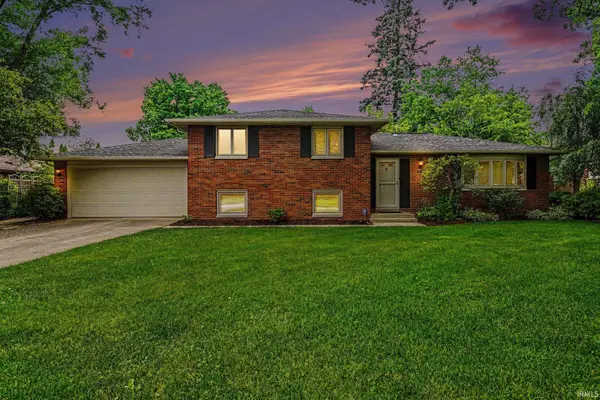 2009 Scottswood Circle, South Bend, IN 46617
