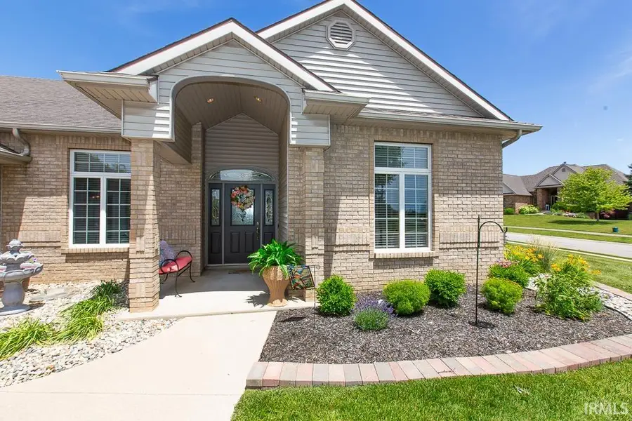 616 N Easton Drive, Angola, IN 46703 - #2