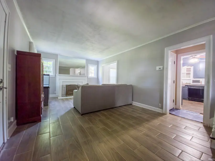 211 N Cherry Street, Mount Carmel, IL 62863 - #3