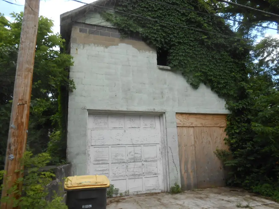 2434 Thompson Avenue, Fort Wayne, IN 46807 - #3