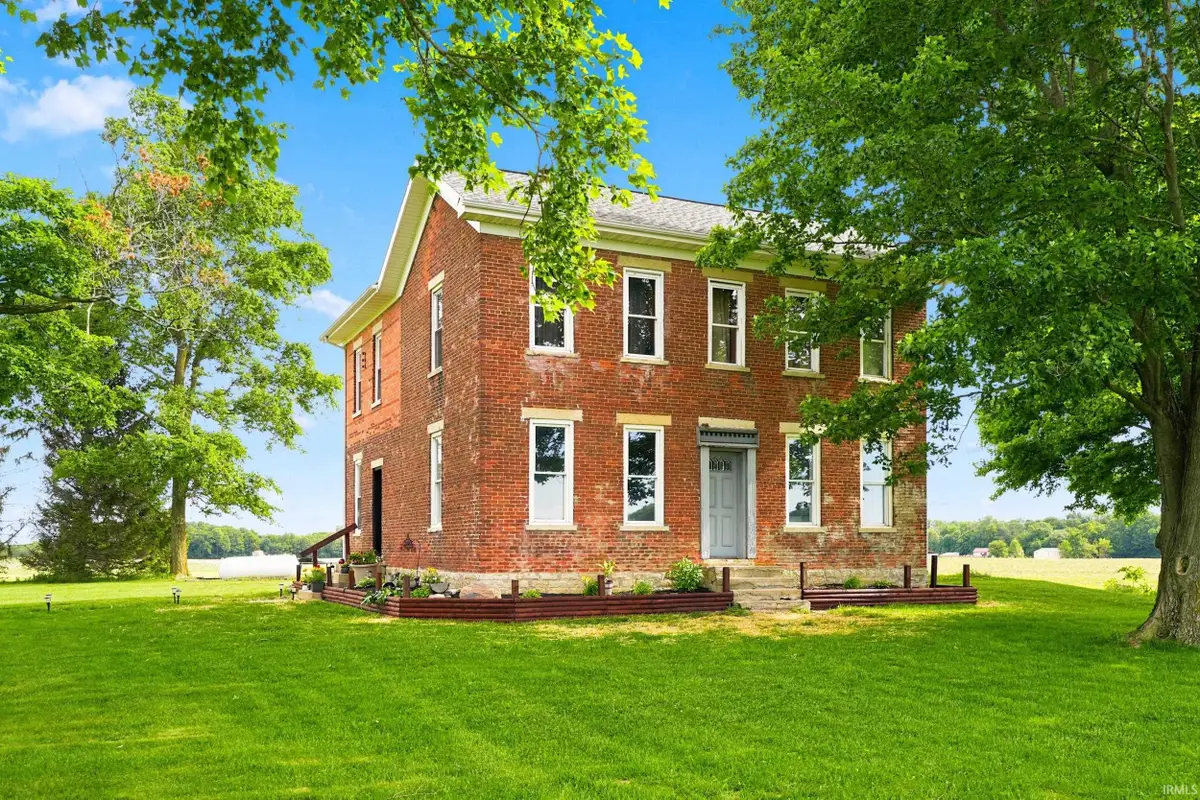 4176 E 400 Road, Huntington, IN 46750 - #1