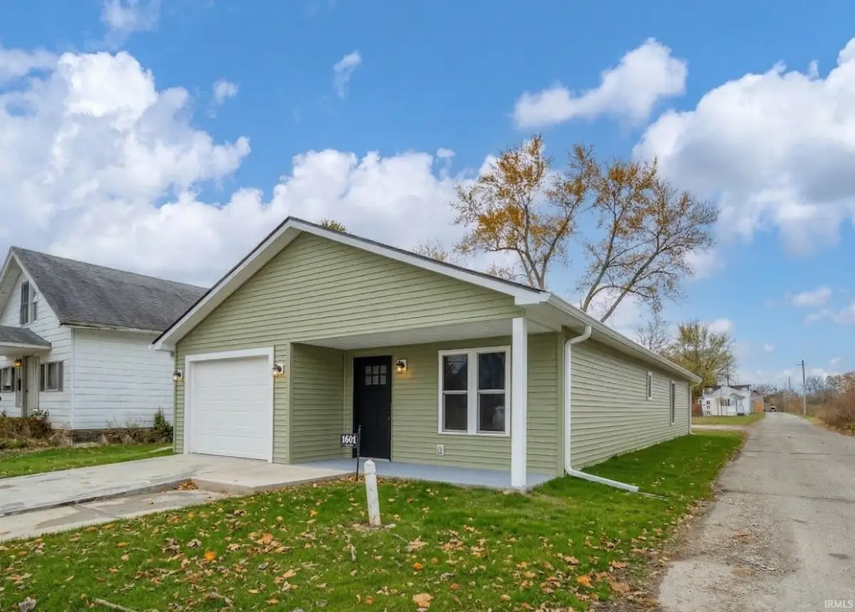 1601 E Avenue, New Castle, IN 47362 - #1