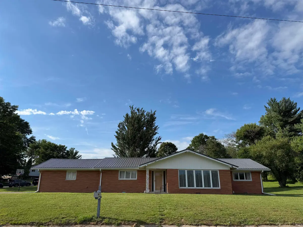 288 Locust Drive, Bloomfield, IN 47424 - #1