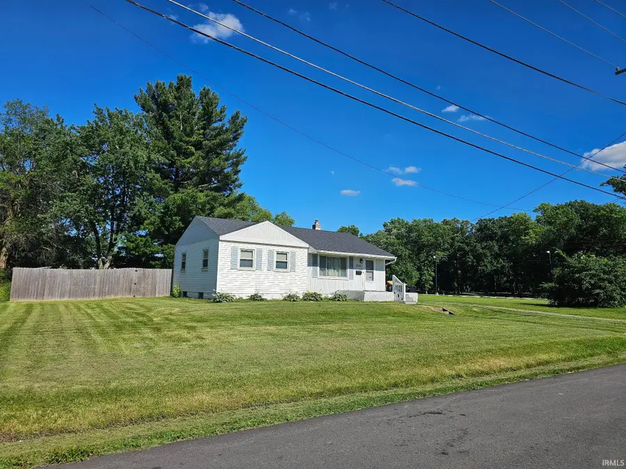3715 Abbott Street, Fort Wayne, IN 46806 - #3