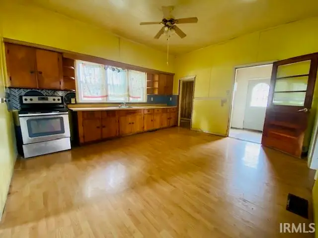 1100 W Walnut Street, Washington, IN 47501 - #2