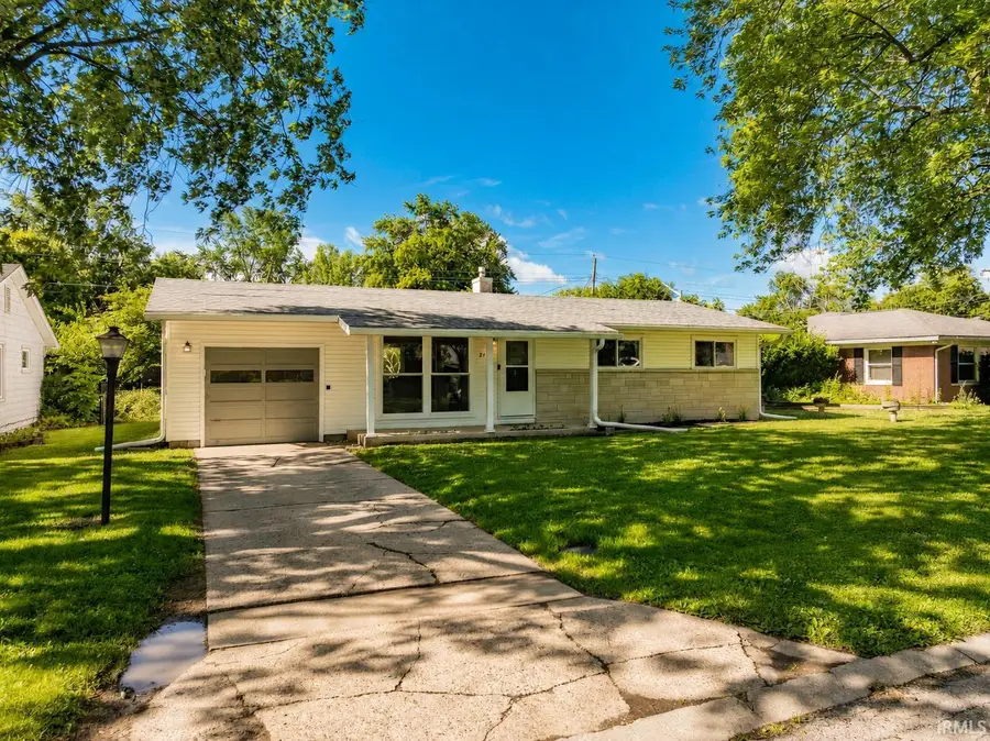 2107 W Sheffield Drive, Muncie, IN 47304 - #3