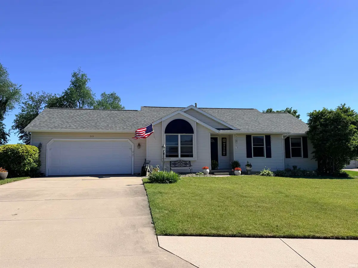 979 Highfield Court, Middlebury, IN 46540 - #1
