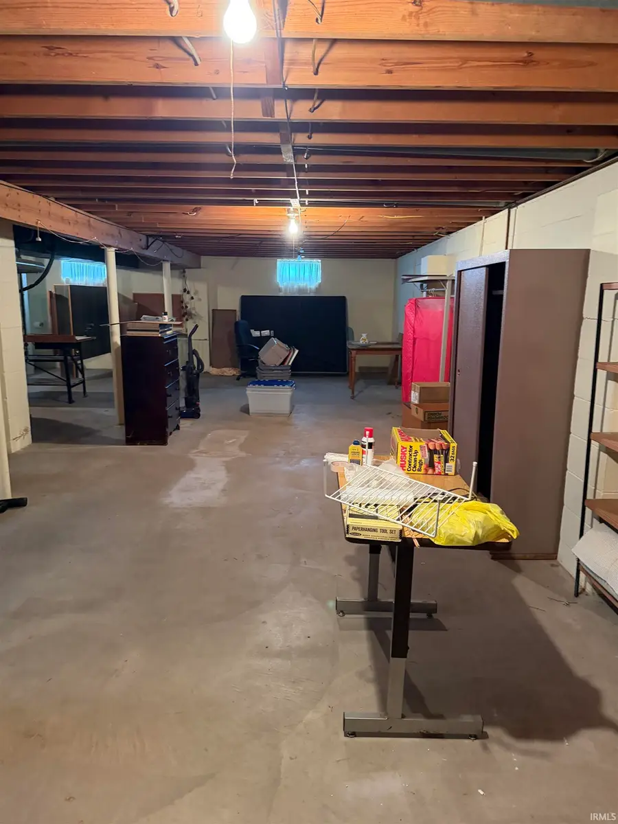 400 E Roselawn Drive, Logansport, IN 46947 - #2