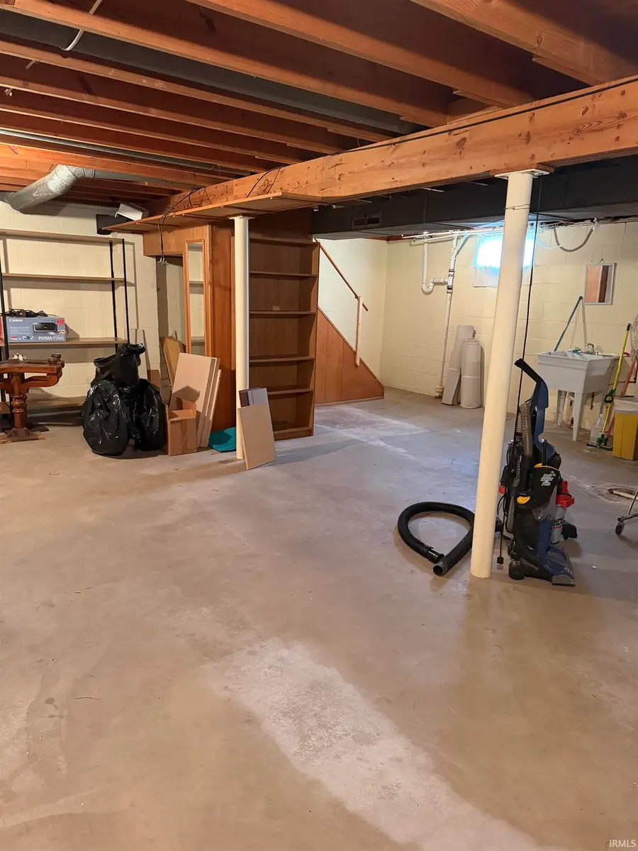 400 E Roselawn Drive, Logansport, IN 46947 - #3