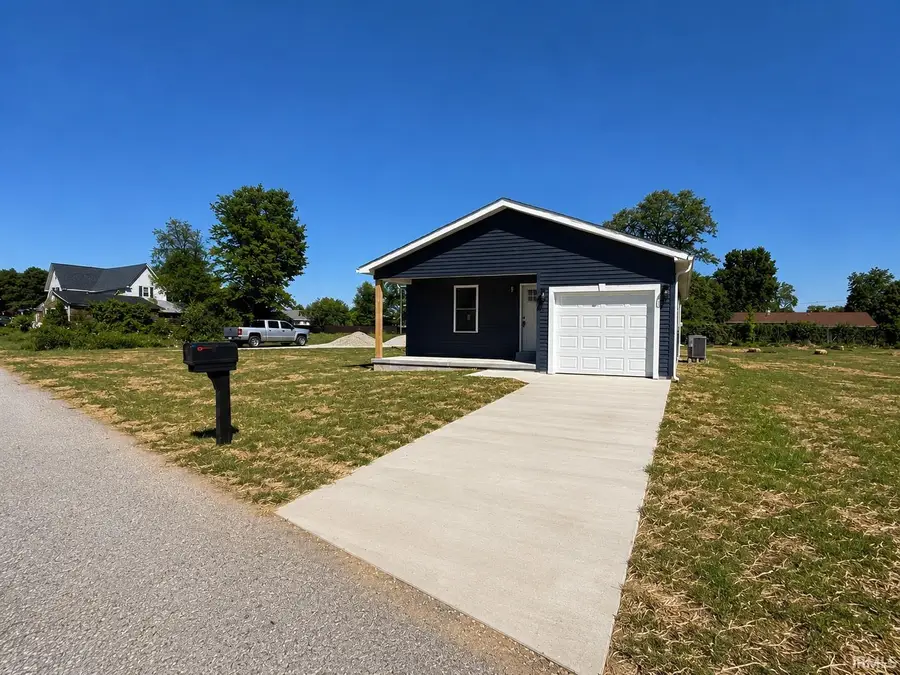 515 College Avenue, Mitchell, IN 47446 - #2