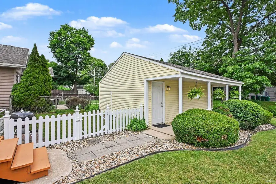 714 Benton Street, Mishawaka, IN 46545 - #3