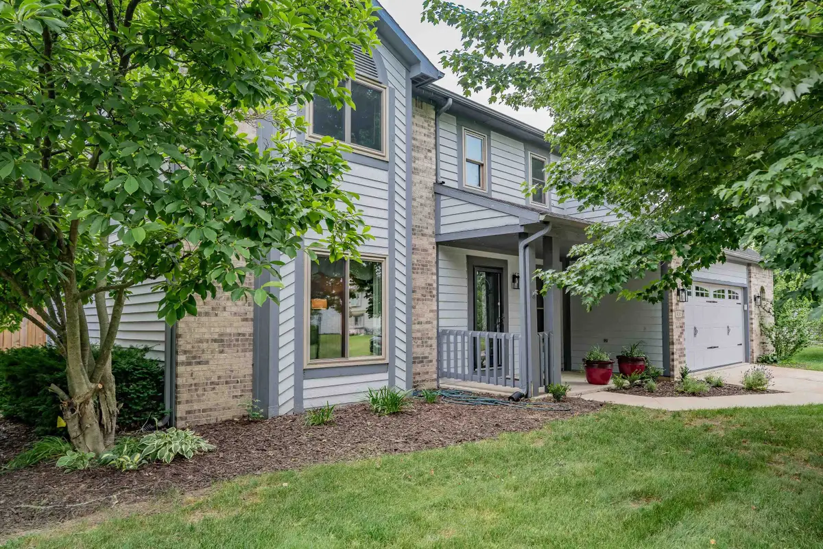 9015 Spring View Drive, Fort Wayne, IN 46804 - #1