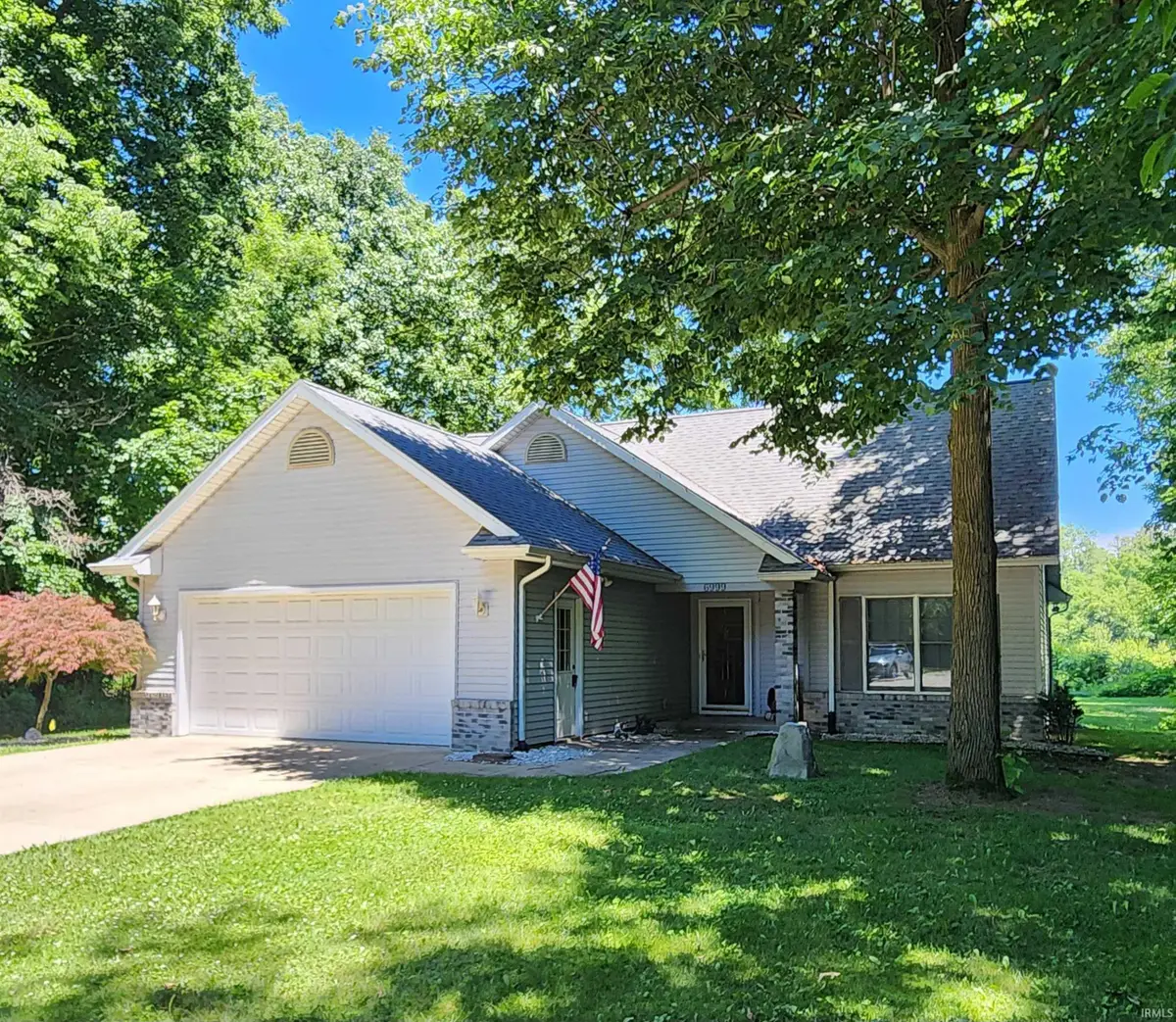 6999 E Tee Trail, Syracuse, IN 46567 - #1