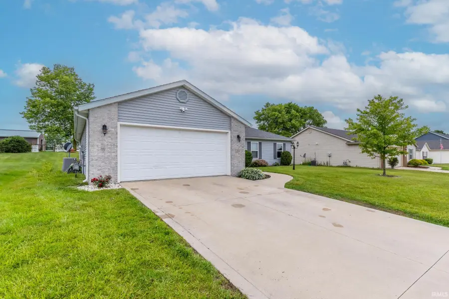 226 Glory Avenue, Kendallville, IN 46755 - #3