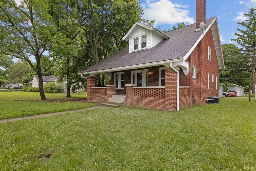 1409 N Woodridge Avenue, Muncie, IN 47304 - #2