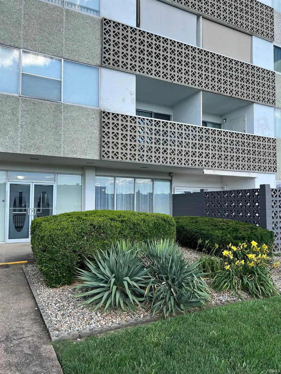 1100 Erie Avenue #409, Evansville, IN 47715 - #3