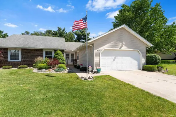 18231 Wagon Lane, South Bend, IN 46637
