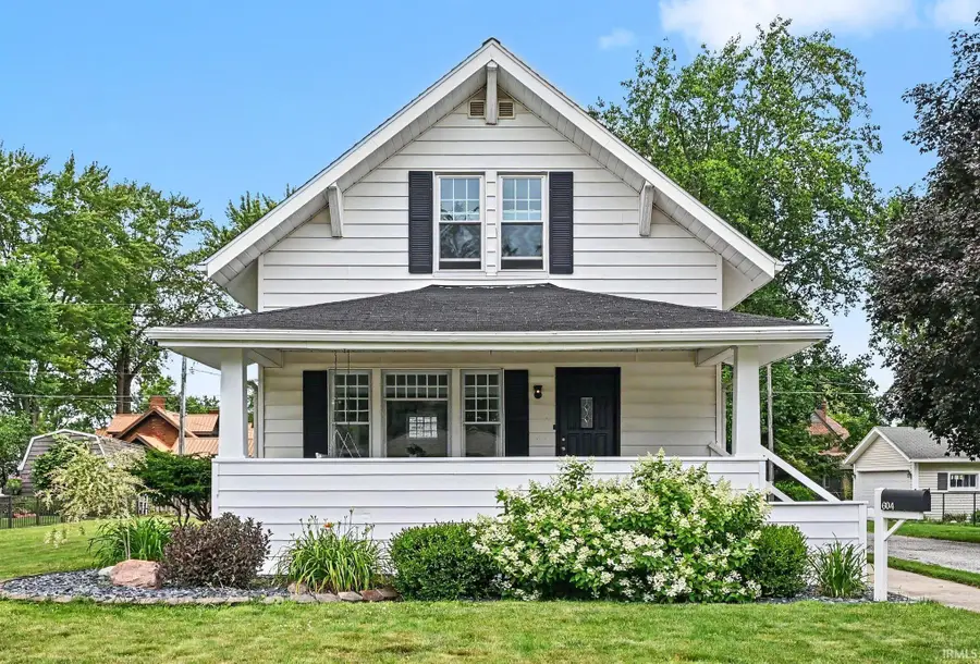 604 E Van Buren Street, Nappanee, IN 46550 - #2