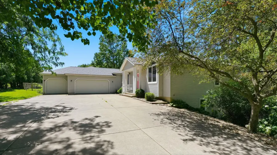 1817 Deer Trail, Warsaw, IN 46580 - #2