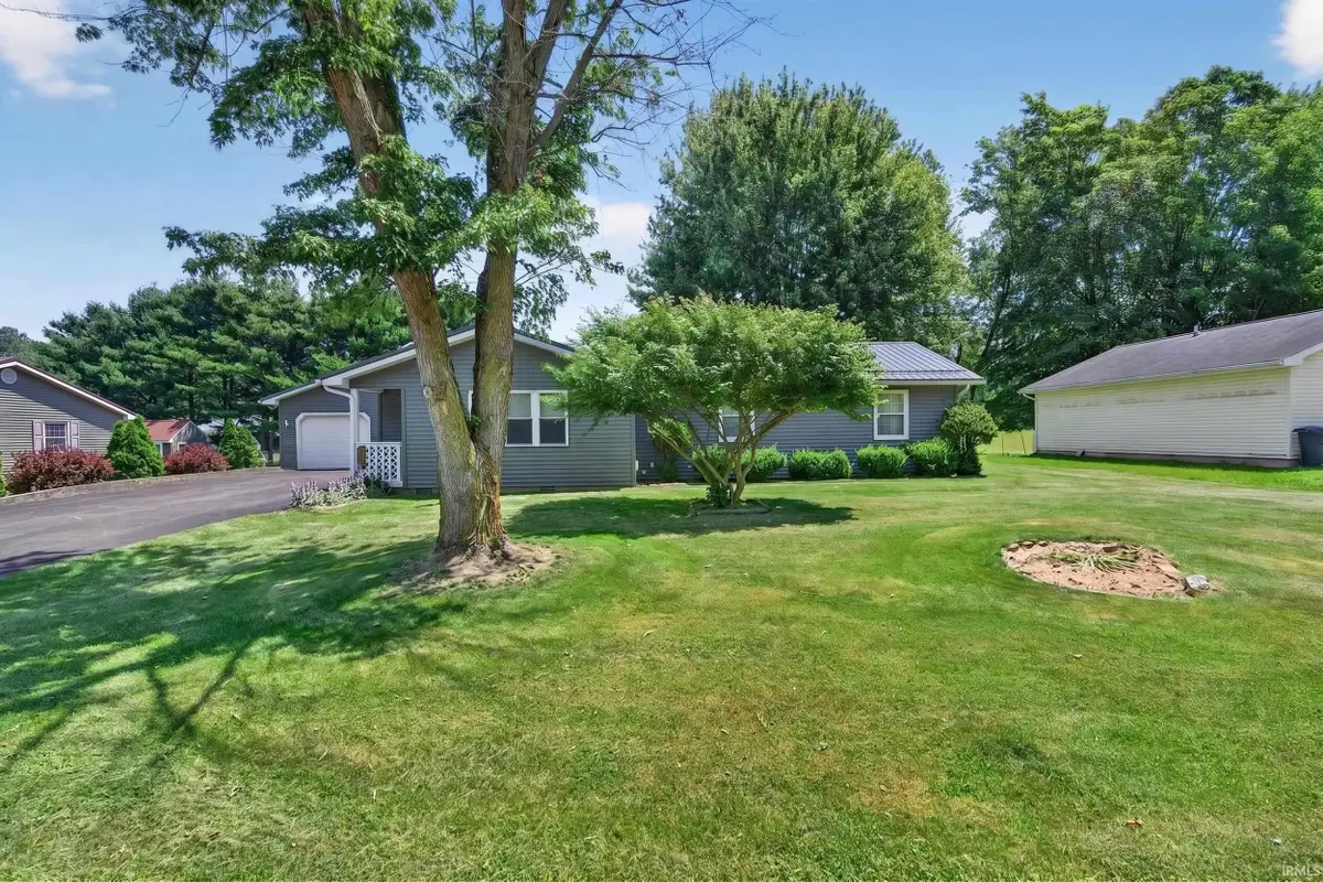 902 N Townline, Lagrange, IN 46761 - #1