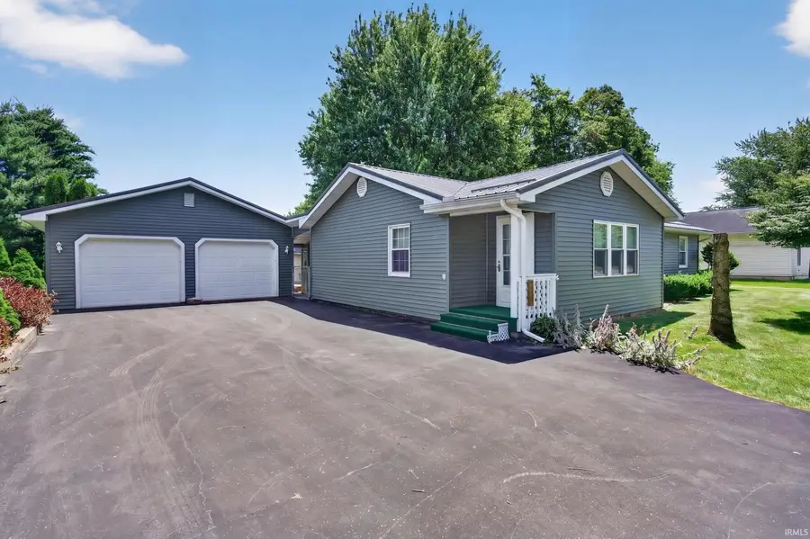 902 N Townline, Lagrange, IN 46761 - #3