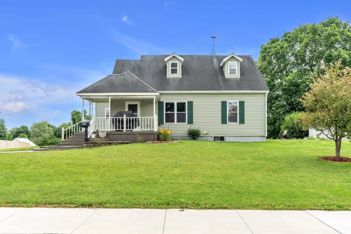 608 E Hazel Street, Albion, IN 46701 - #1
