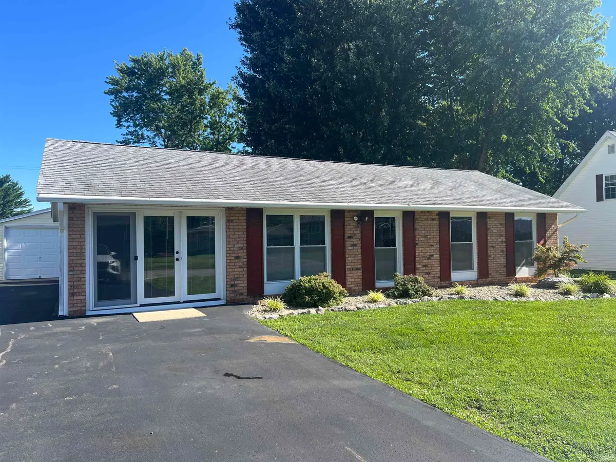 1818 Oak Street, Linton, IN 47441 - #1