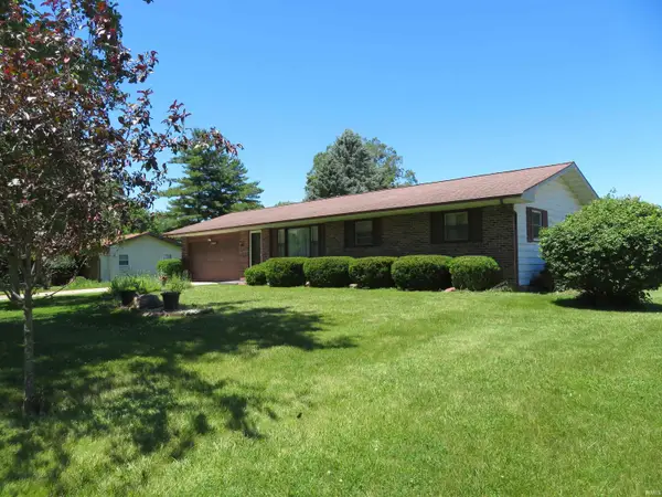 3376 E Kenway Drive, Warsaw, IN 46580