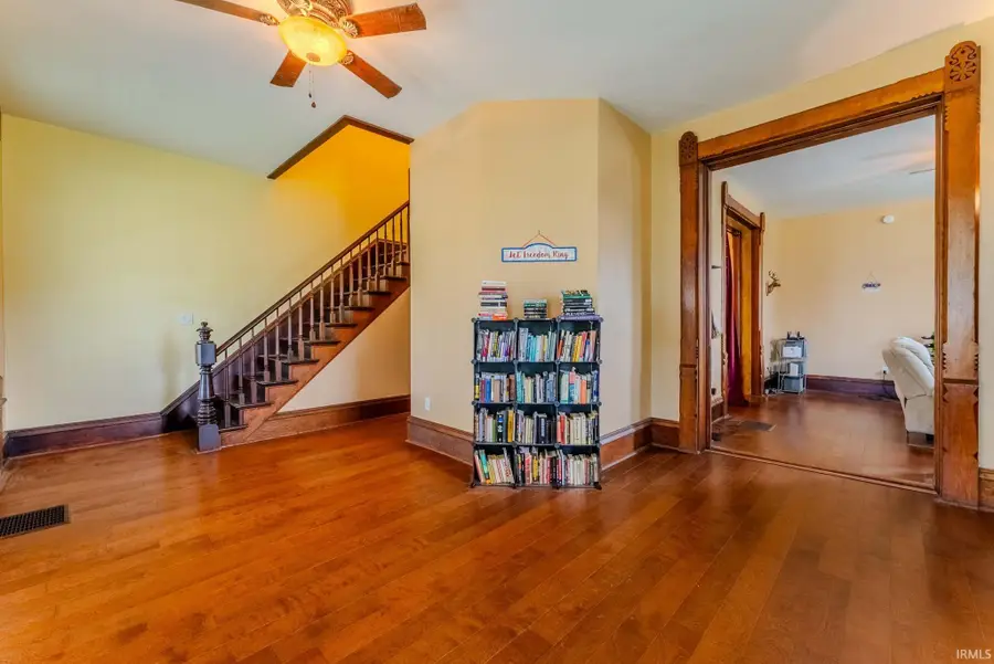 305 Manchester Avenue, Wabash, IN 46992 - #3