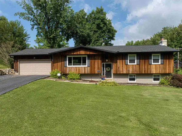 713 Carole Place, Newburgh, IN 47630