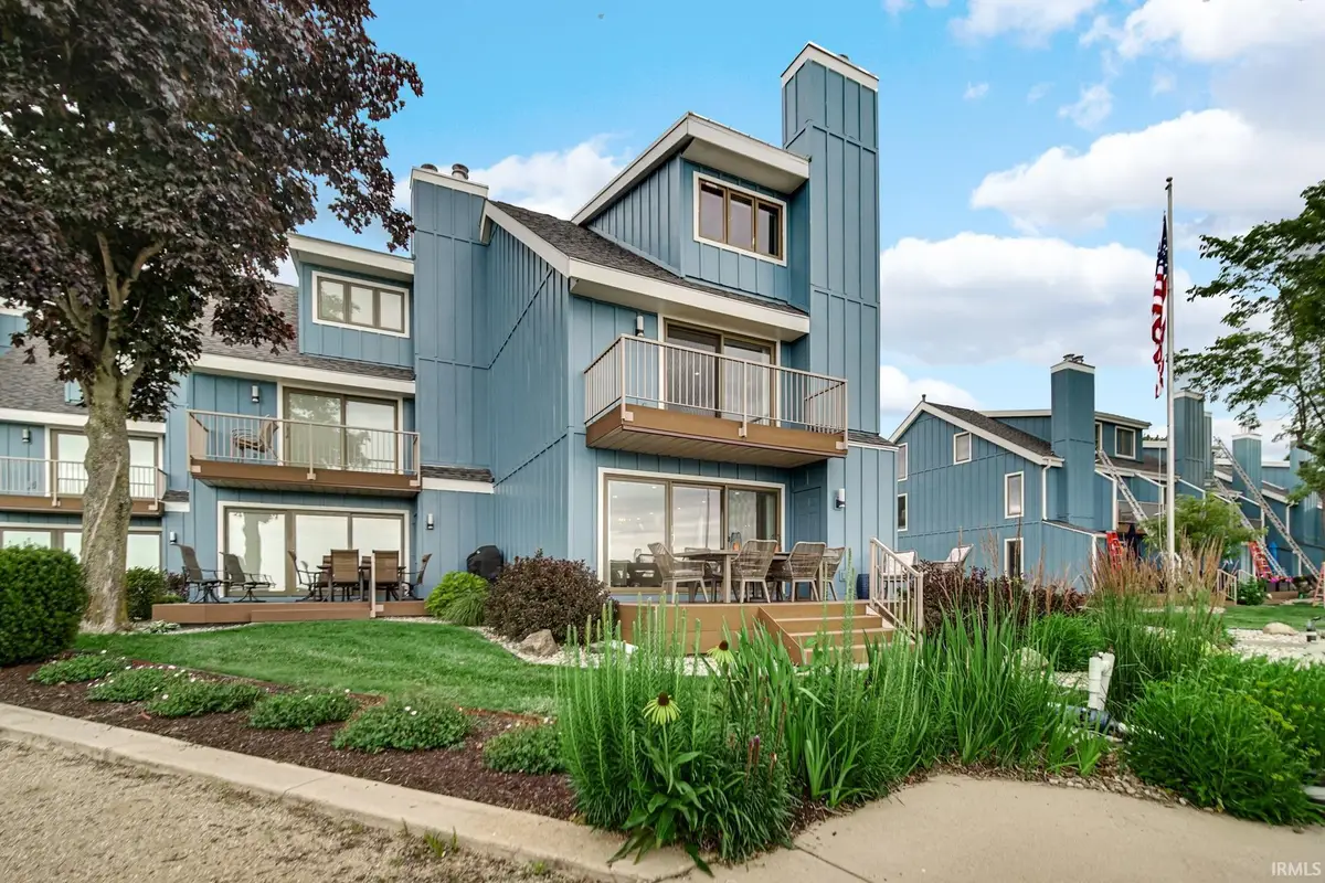 411 E Washington Street #16, Culver, IN 46511 - #1