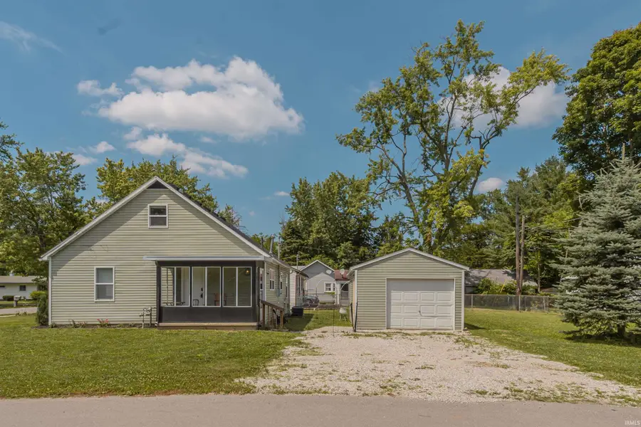 1928 S Meeker Avenue, Muncie, IN 47302 - #3