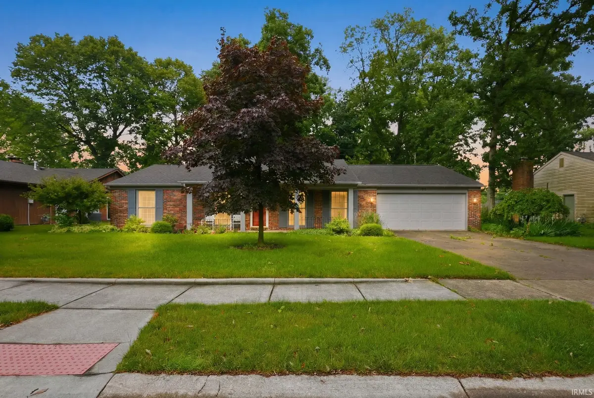 1612 Benham Drive, Fort Wayne, IN 46815 - #1