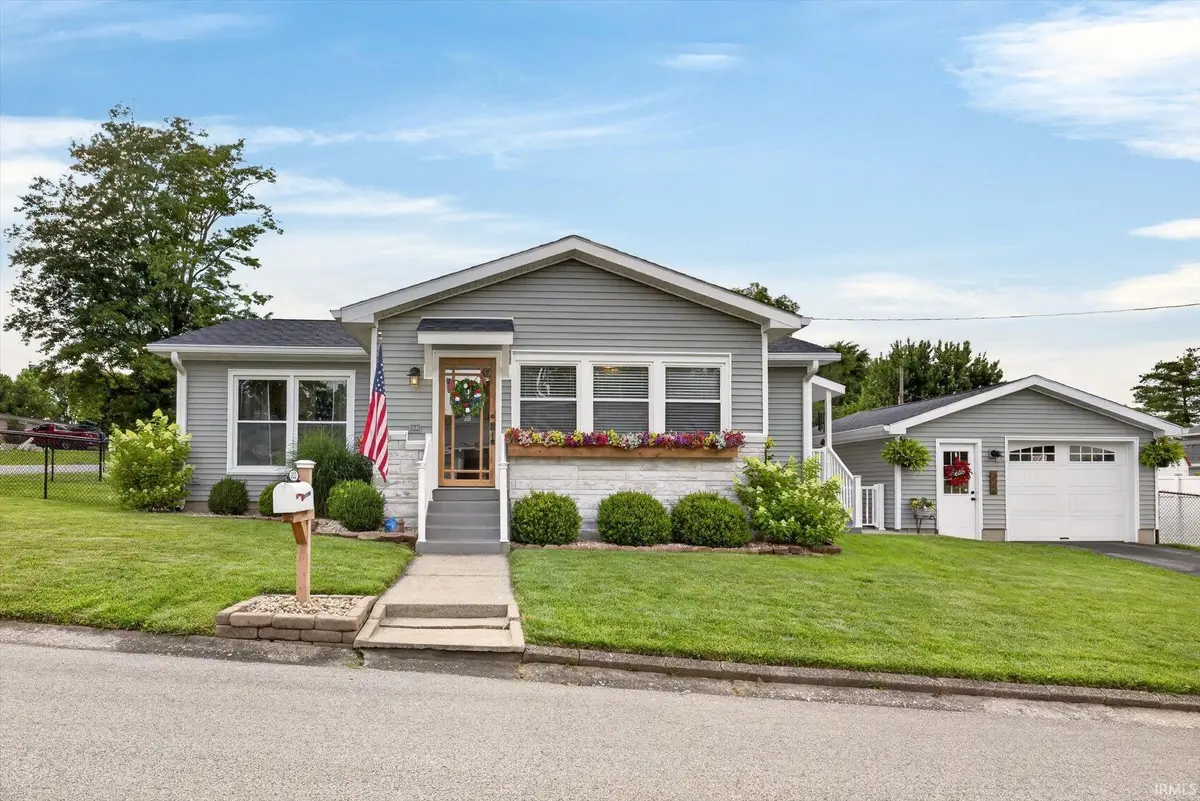 322 S 2nd Street, Ellettsville, IN 47429 - #1
