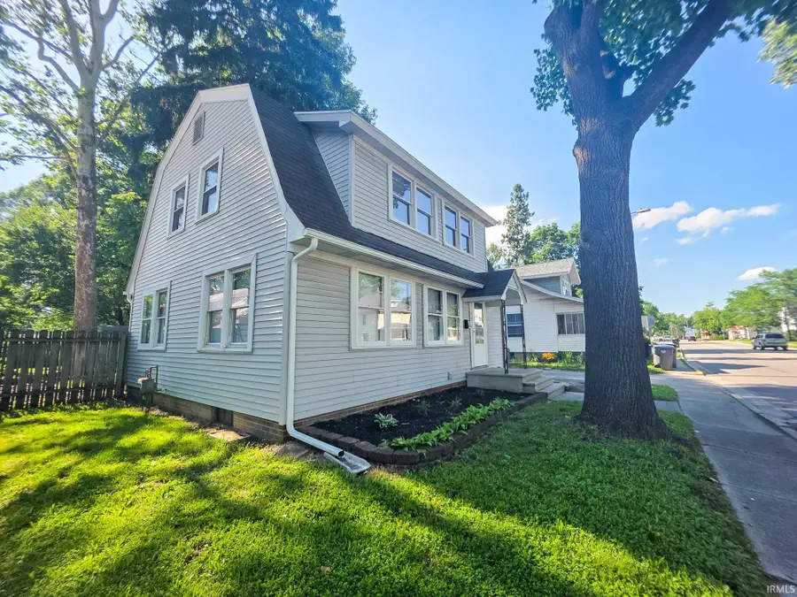 109 N Indiana Avenue, Goshen, IN 46526 - #2
