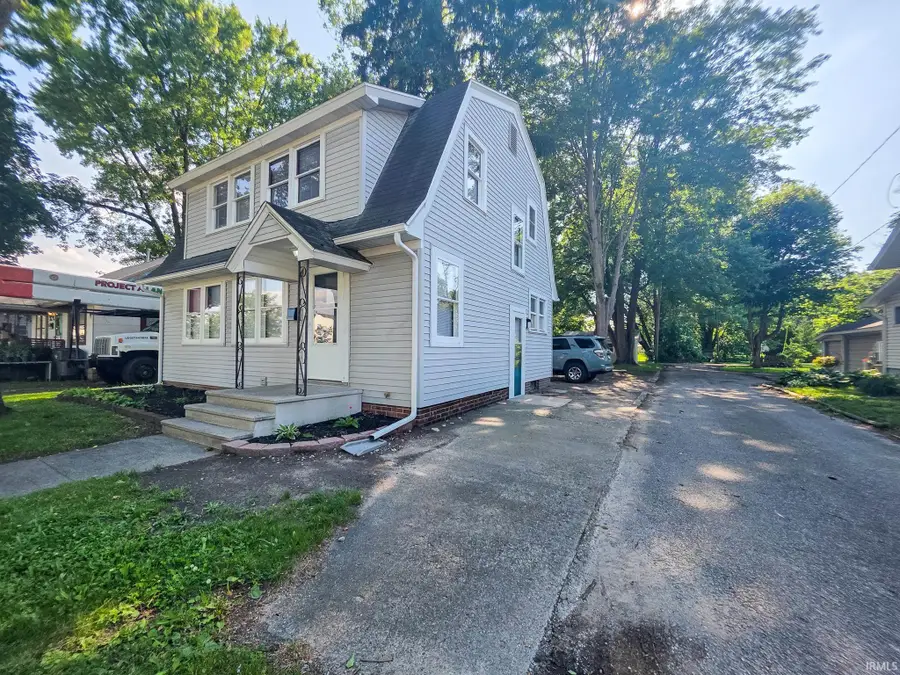 109 N Indiana Avenue, Goshen, IN 46526 - #3