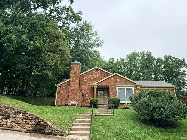 2629 E Windermere Woods Drive, Bloomington, IN 47401
