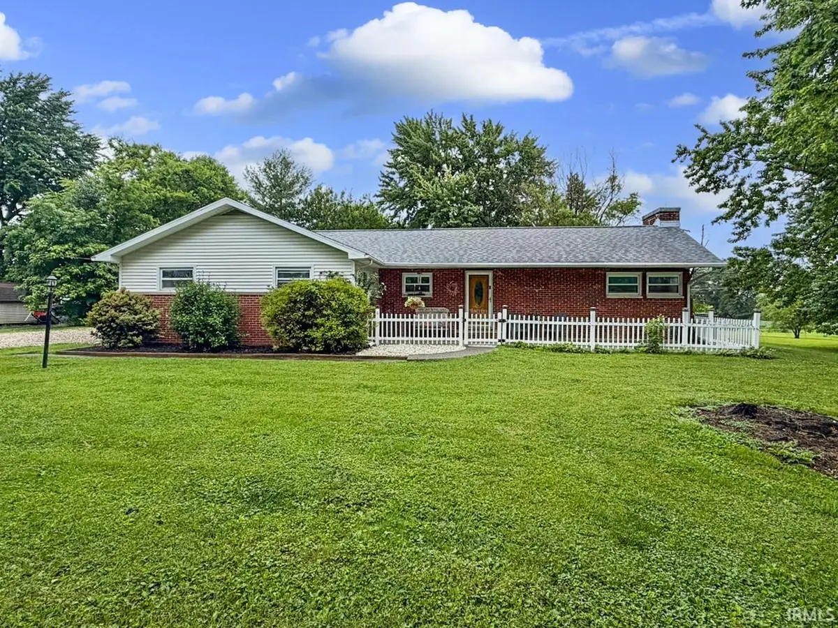 561 S State Road 57, Oakland City, IN 47660 - #1