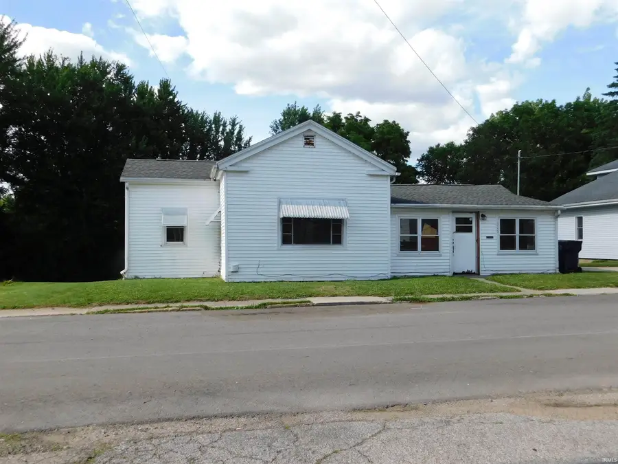 515 E Clark Street, Warsaw, IN 46580 - #2