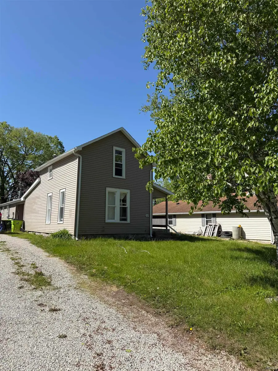 1165 London Street, Huntington, IN 46750 - #2