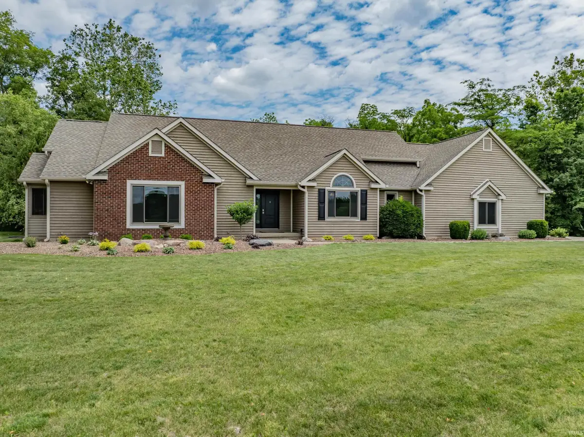 7565 N Clear Creek Road, Huntington, IN 46750 - #1