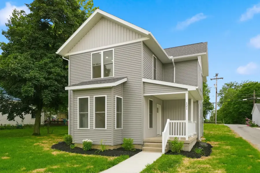 121 N Oak Street, Columbia City, IN 46725 - #2