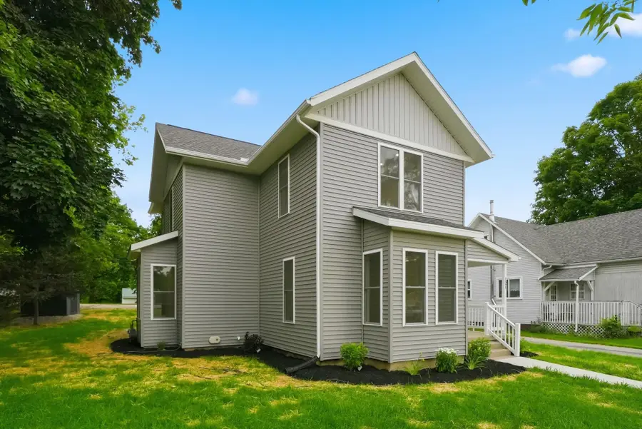 121 N Oak Street, Columbia City, IN 46725 - #3