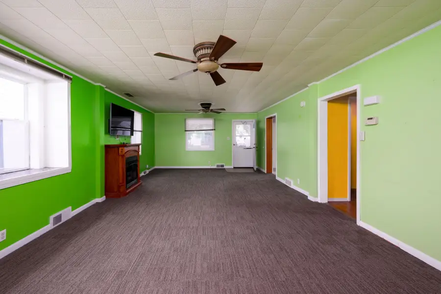 507 E 9th Street, Auburn, IN 46706 - #3