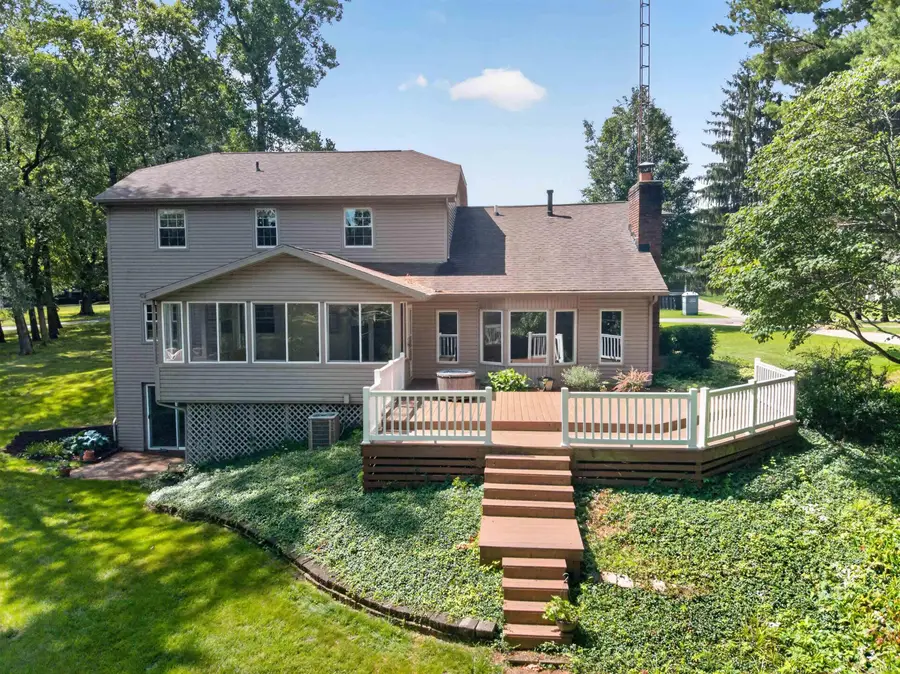 480 E Lynnwood Drive N, Warsaw, IN 46580 - #3