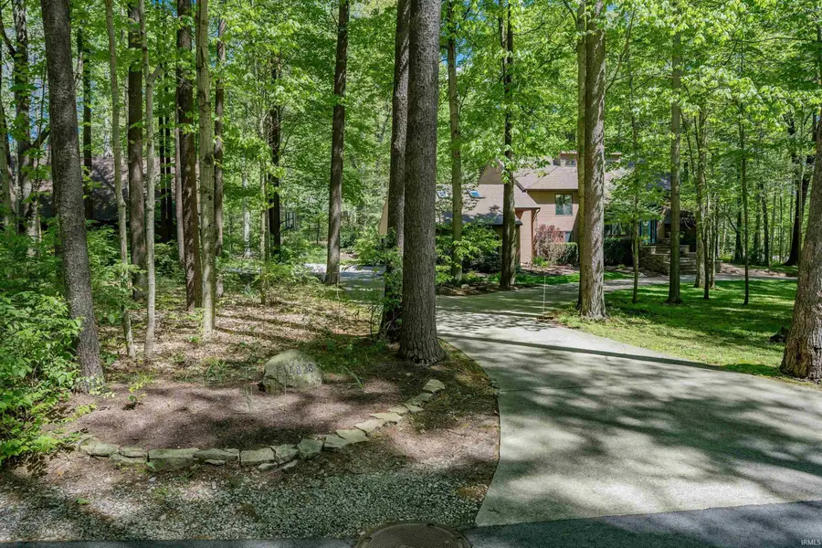 14828 Walnut Creek Drive, Fort Wayne, IN 46814 - #2